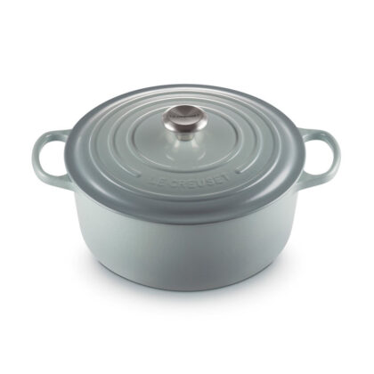 Le Creuset Signature Cast Iron 28cm Casserole Dish