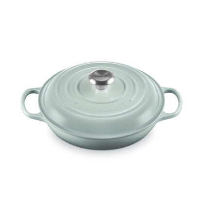 Le Creuset Signature 26cm Shallow Casserole Dish
