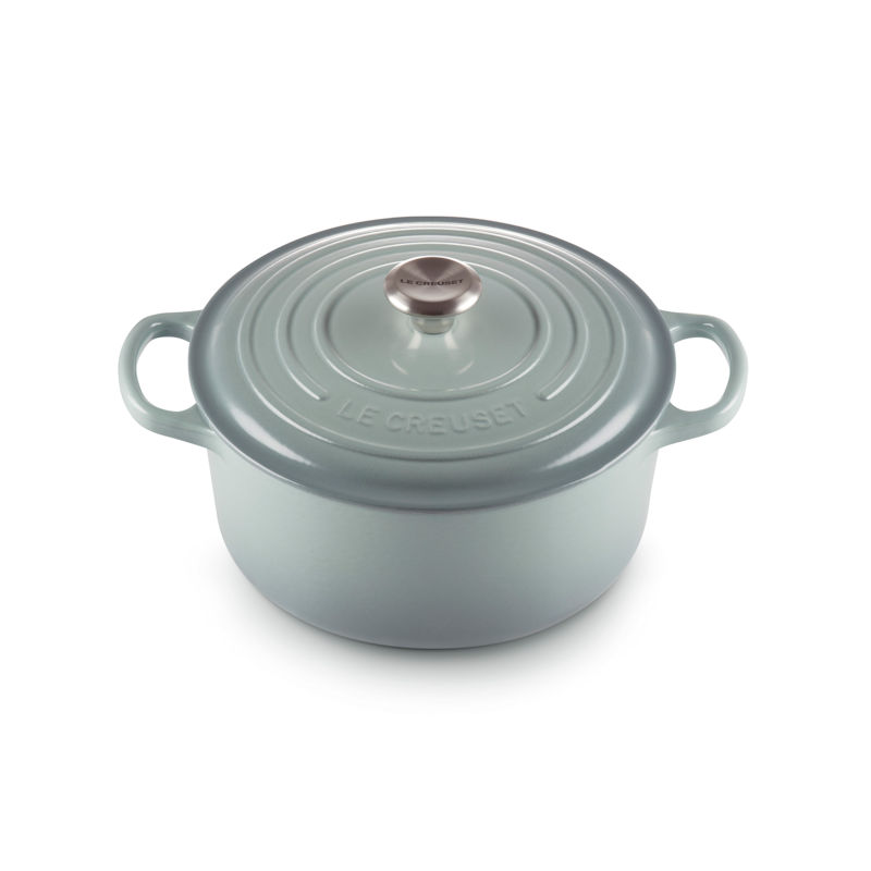 Le Creuset Signature Cast Iron 22cm Casserole Dish