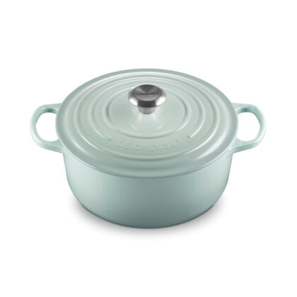 Le Creuset Signature Cast Iron 26cm Casserole Dish