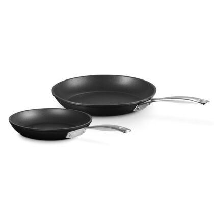 Le Creuset 2Piece 24 & 28cm Shallow Frying Pan Set