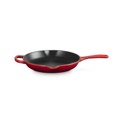 Le Creuset 26cm Cast Iron Round Skillet