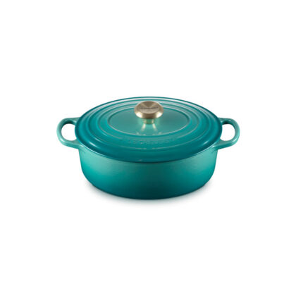 Le Creuset Signature Cast Iron 27cm Casserole Dish