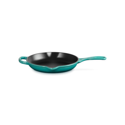 Le Creuset Signature Cast Iron Skillet 23cm